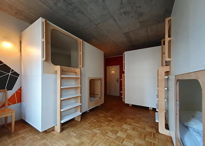 Five Elements Hostel And Capsules Frankfurt Francoforte sul Meno
